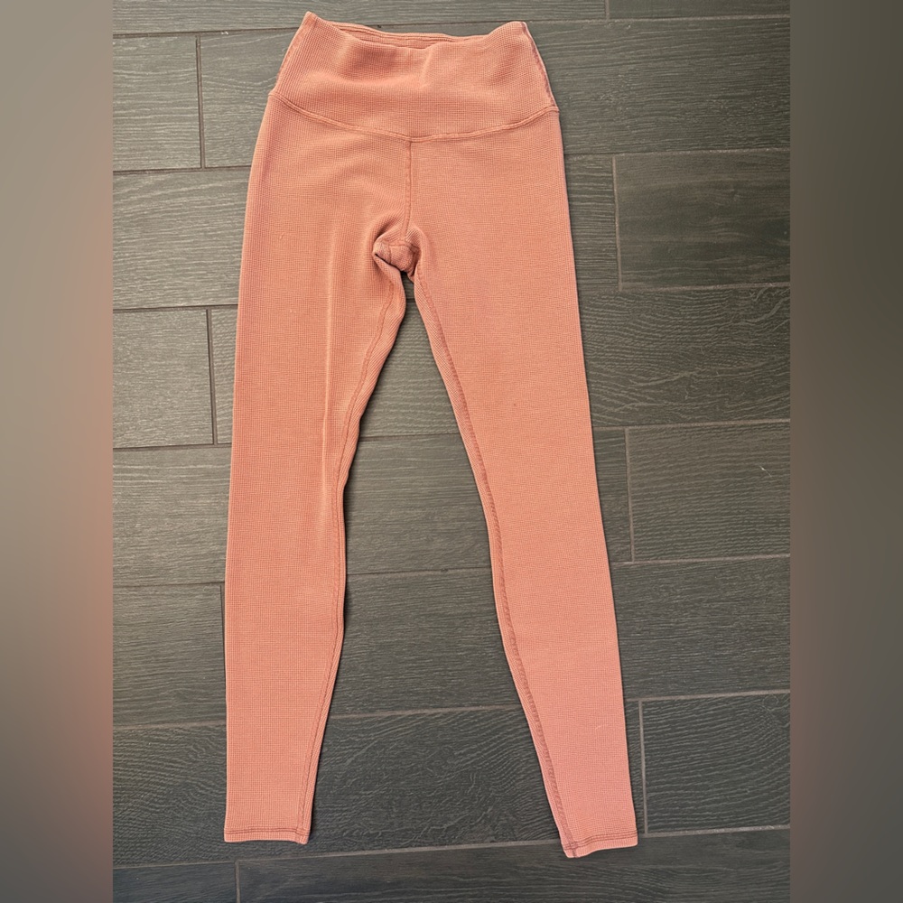 ALO Yoga Waffle Knit Leggings in Chestnut